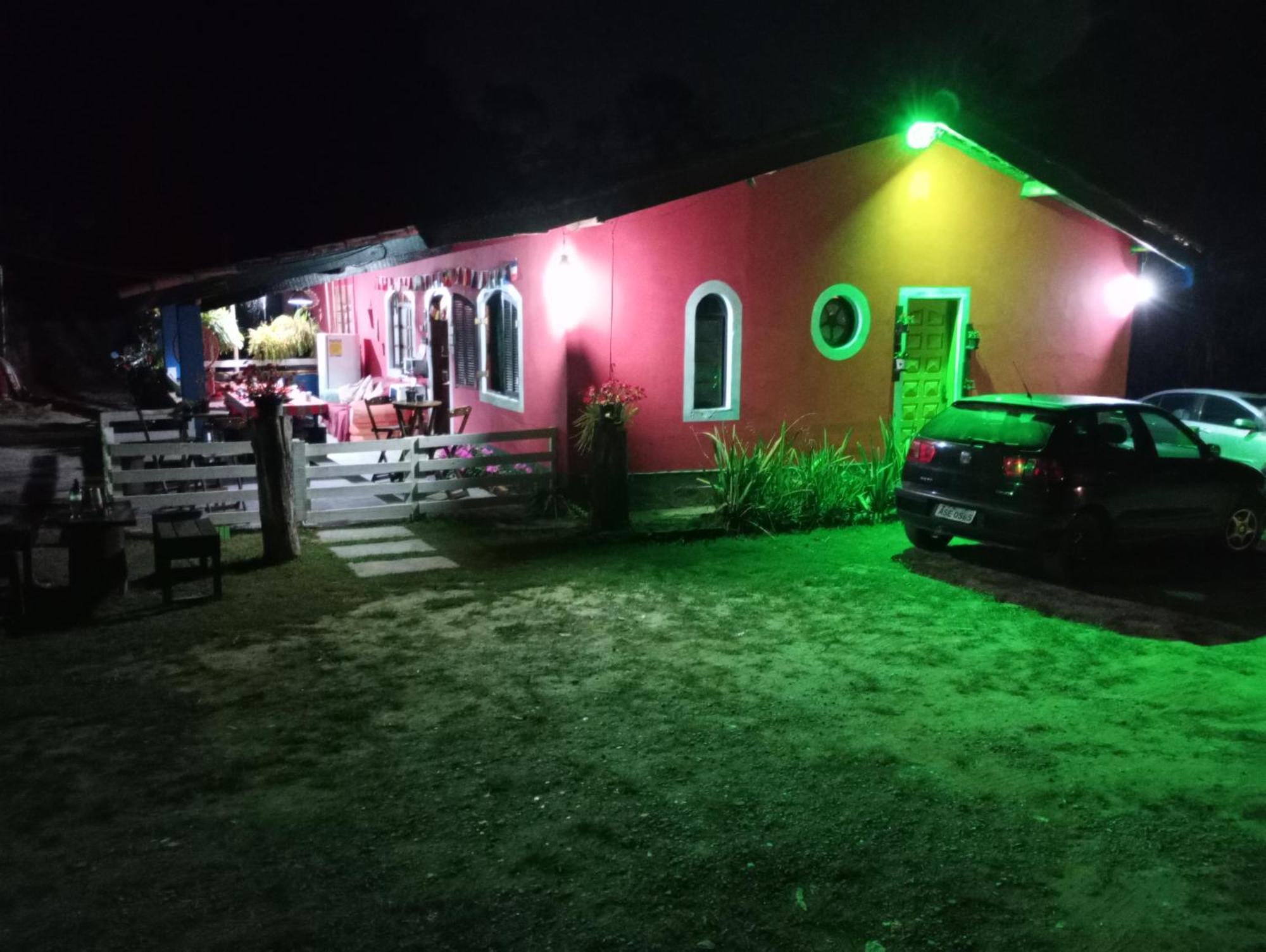 O Brejo Encantado Hospedagem E Hostel Embu Εξωτερικό φωτογραφία